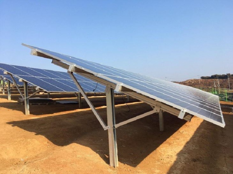 Pfahl-Solar-Bodenmontagesystem

