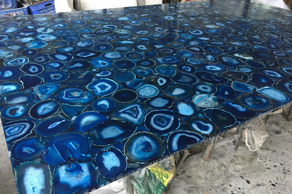 Blauer Achatplattenstein