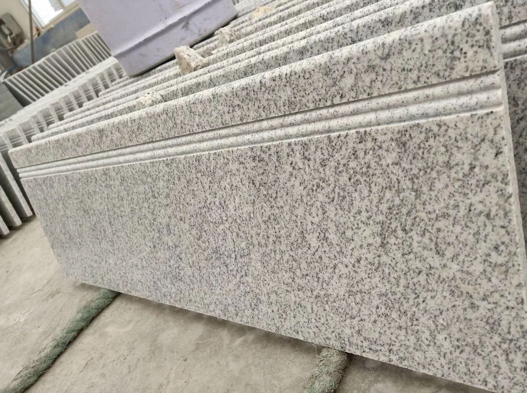 Shandong-Stufen aus weißem Granit
