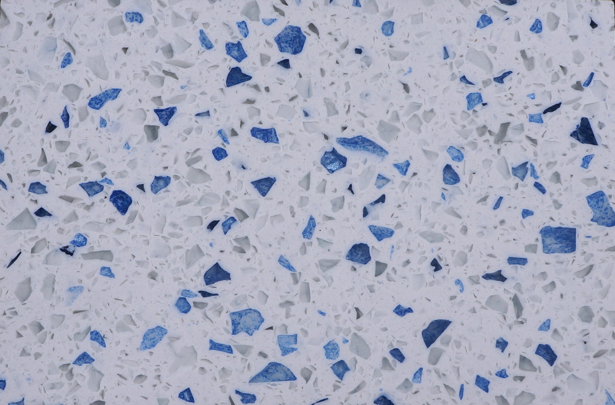 RSC 107 Blauer Diamantquarzstein
